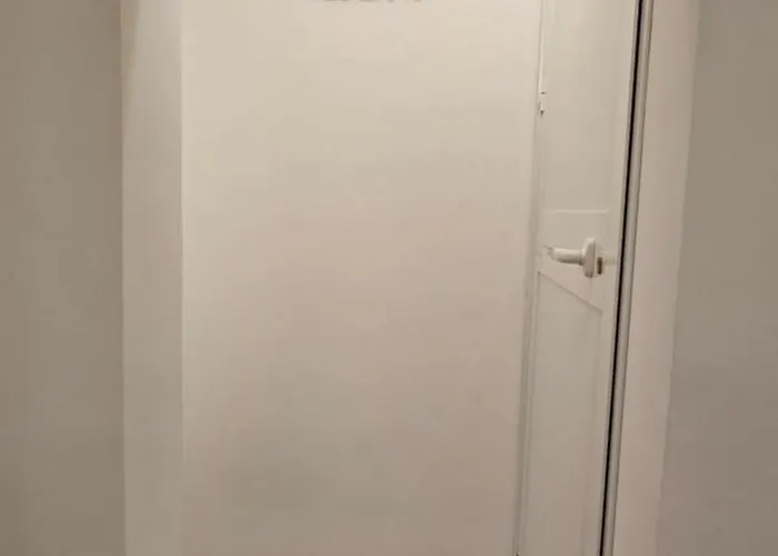 דירה And Comfort